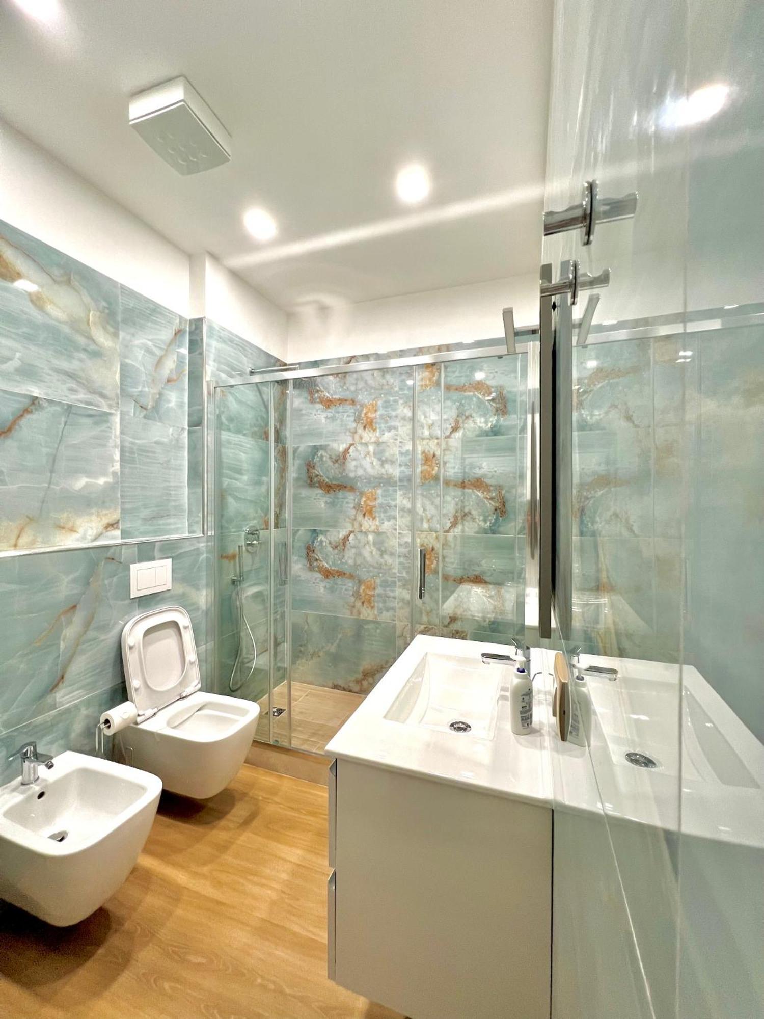 The Dream Apartment 100 M Dal Mare Savona Exterior foto